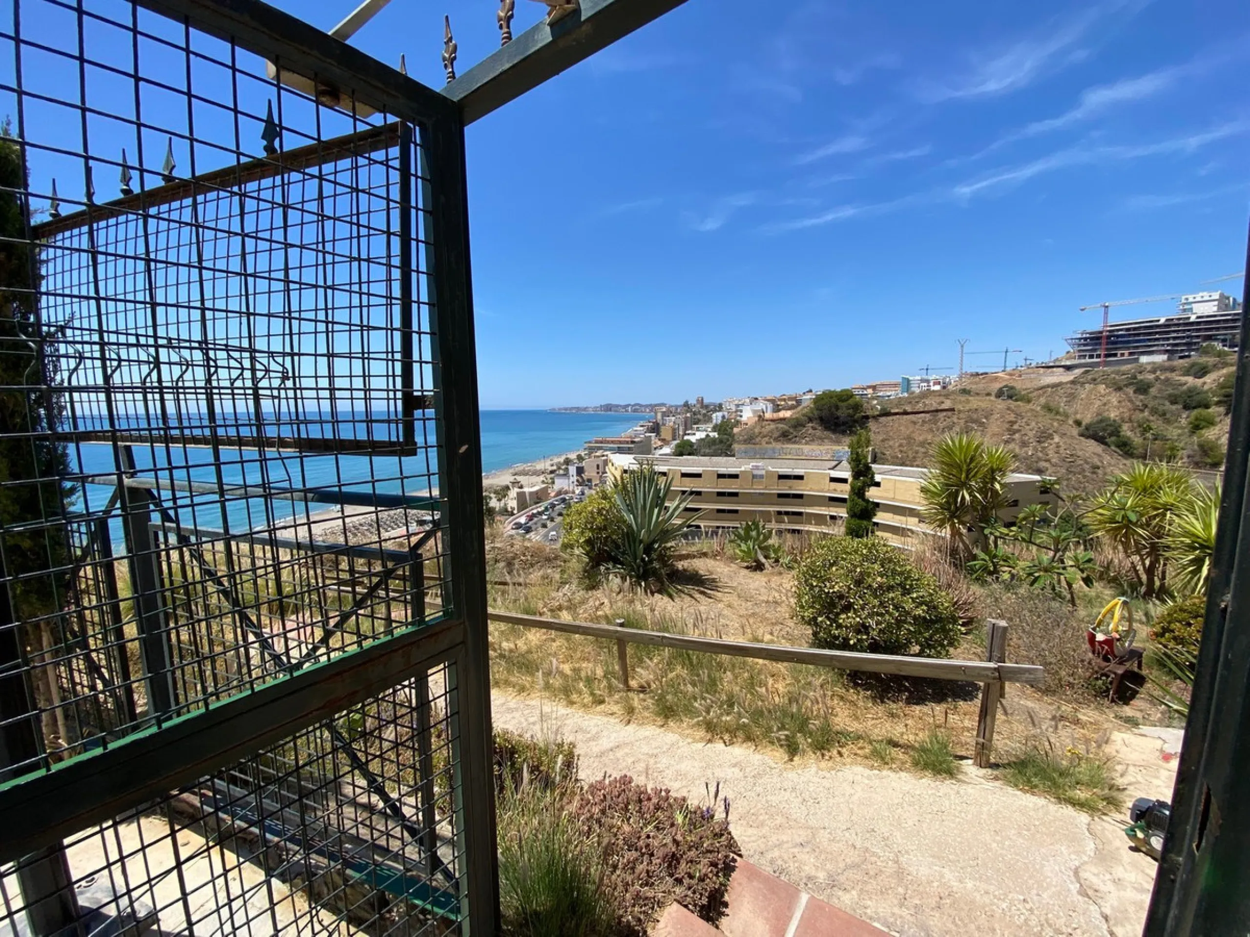 2 bedroom apartment with tourist license