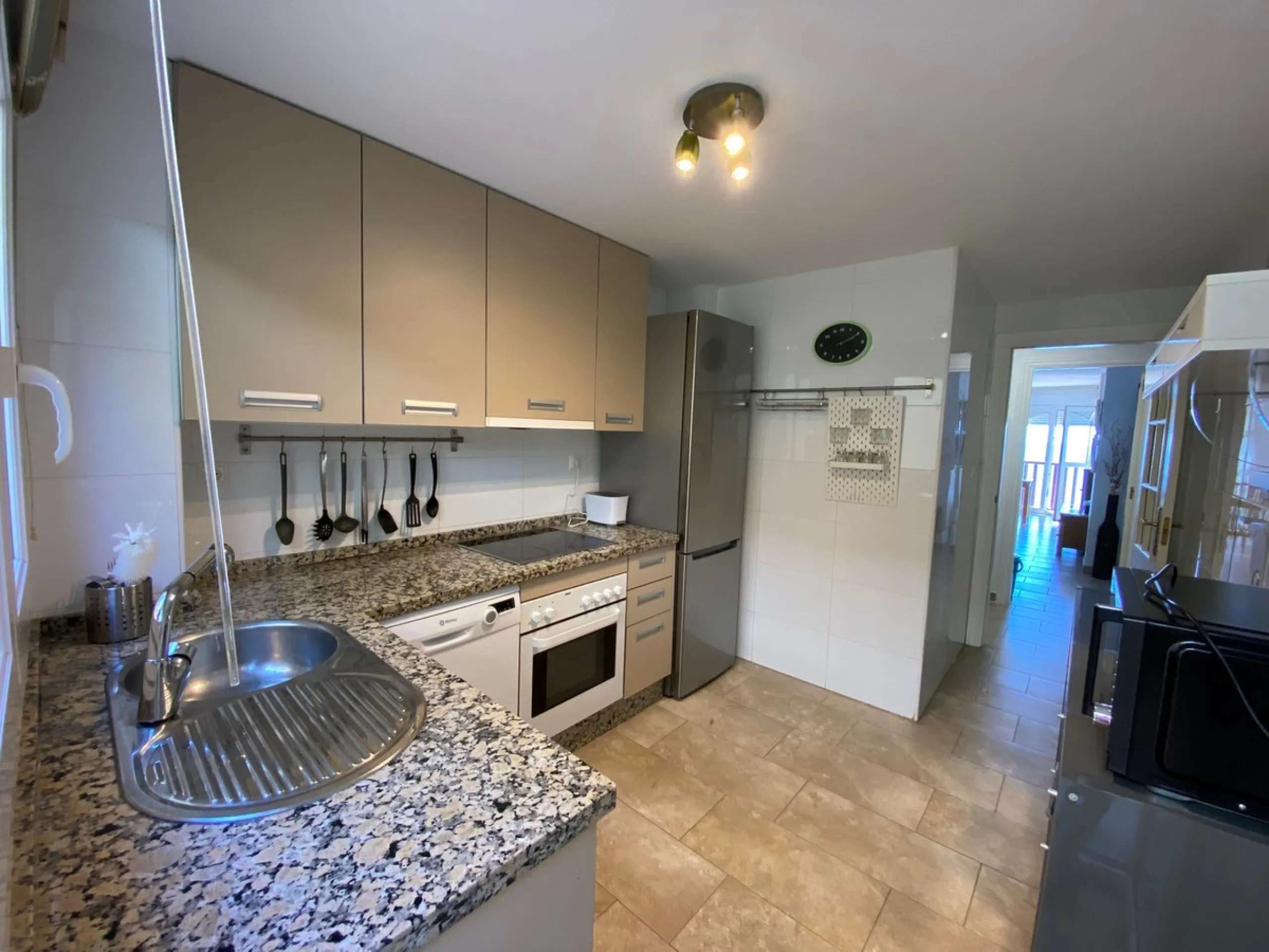 2 bedroom apartment with tourist license