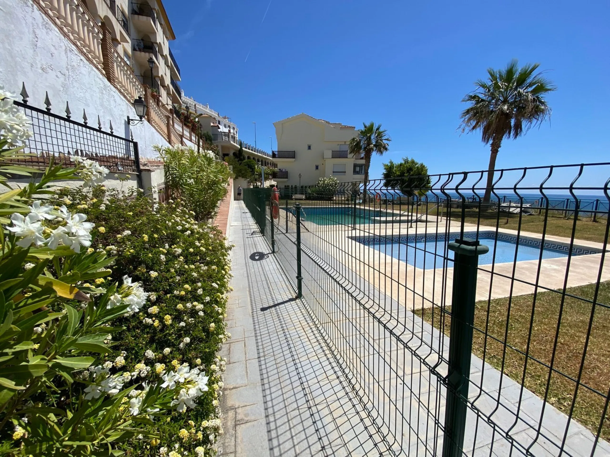 2 bedroom apartment with tourist license