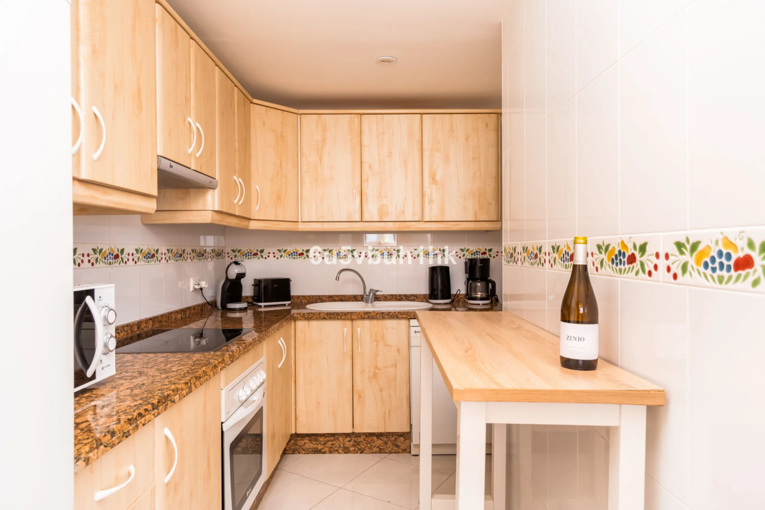 Apartment - Penthouse в продаже в Torrox, Málaga. В доме 3 спален и 2 ванных комнат. Площадь дома 137 м²