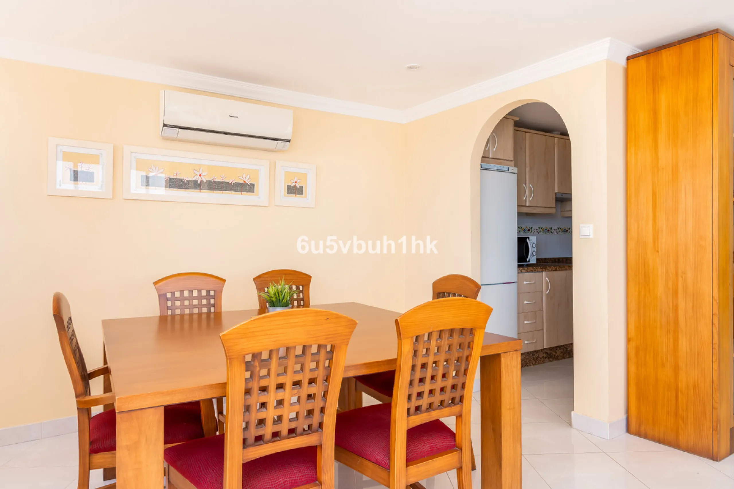 Apartment - Penthouse в продаже в Torrox, Málaga. В доме 3 спален и 2 ванных комнат. Площадь дома 137 м²