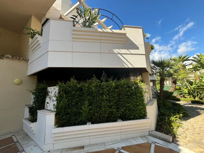 Ground Floor Apartment, Aloha, Costa del Sol.