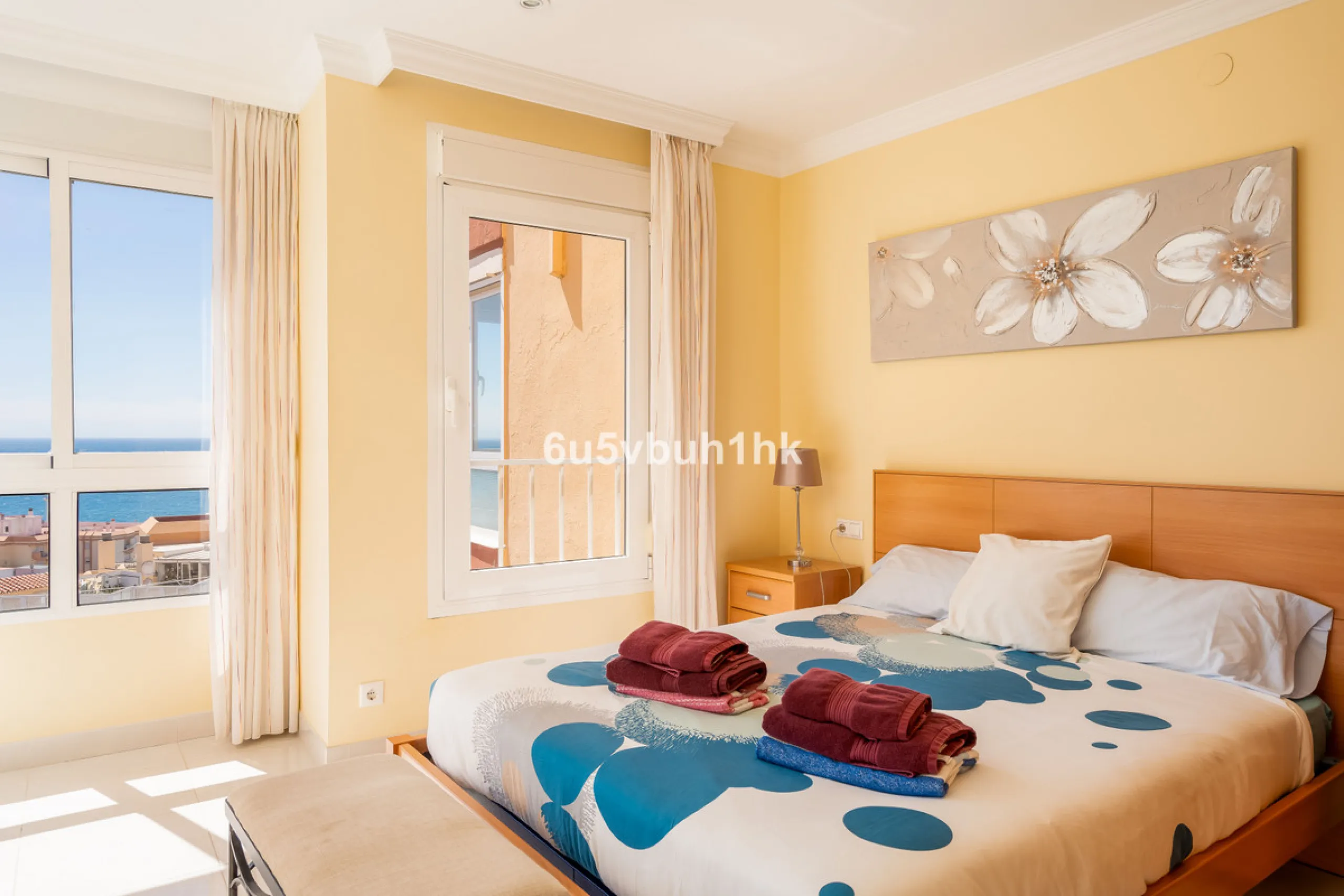 Apartment - Penthouse в продаже в Torrox, Málaga. В доме 3 спален и 2 ванных комнат. Площадь дома 137 м²