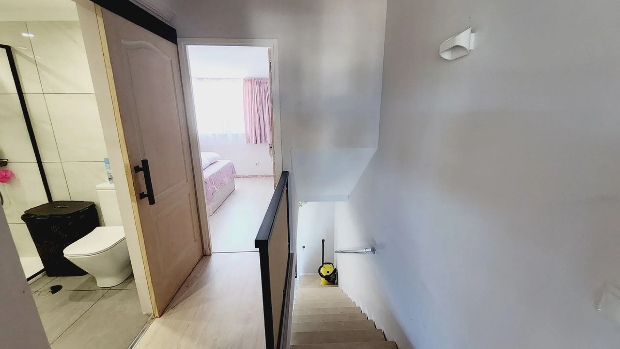 FULLY REFORMED DUPLEX APARTMENT. 2 BED 1 BATH..AMAZING VIEWS OF SEA & LA CALA COASTLINE. TORRENUEVA. TOURIST LICENCE IN PLACE.