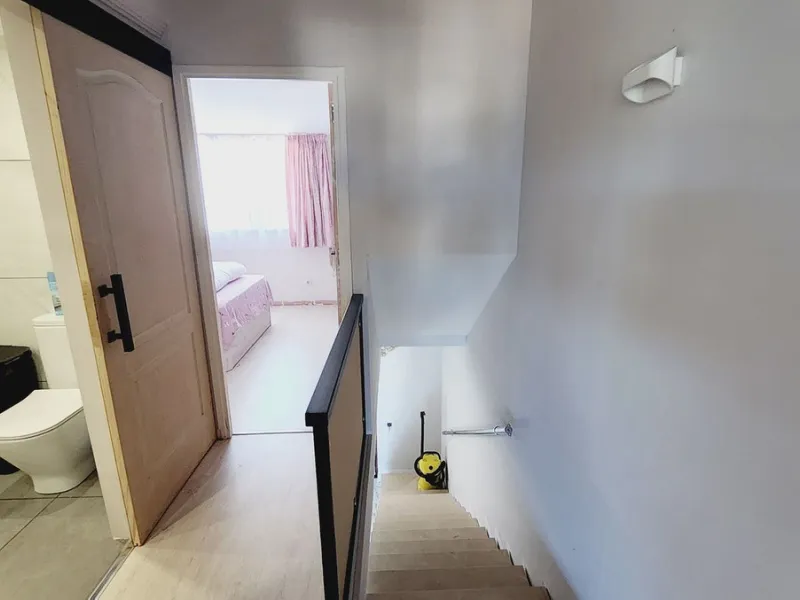 FULLY REFORMED DUPLEX APARTMENT. 2 BED 1 BATH..AMAZING VIEWS OF SEA & LA CALA COASTLINE. TORRENUEVA. TOURIST LICENCE IN PLACE.