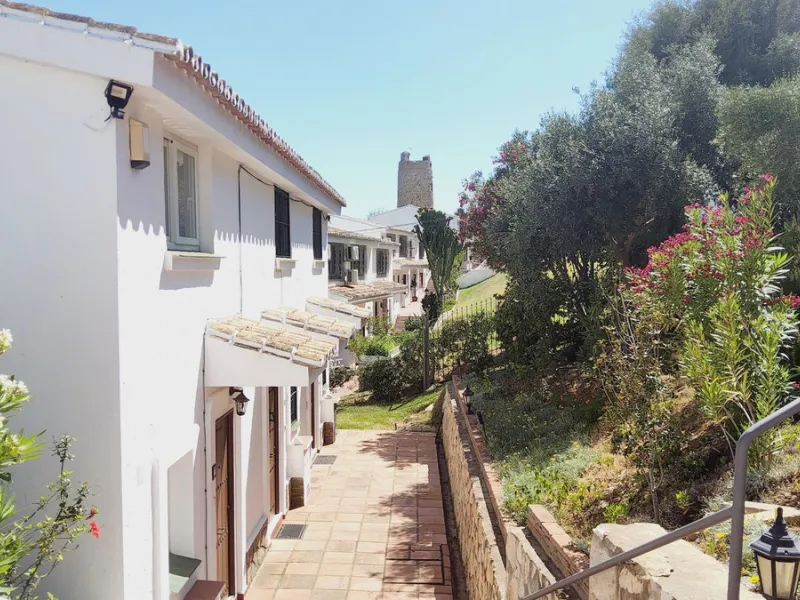 FULLY REFORMED DUPLEX APARTMENT. 2 BED 1 BATH..AMAZING VIEWS OF SEA & LA CALA COASTLINE. TORRENUEVA. TOURIST LICENCE IN PLACE.