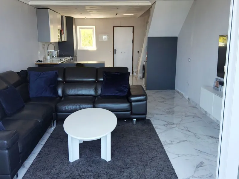 FULLY REFORMED DUPLEX APARTMENT. 2 BED 1 BATH..AMAZING VIEWS OF SEA & LA CALA COASTLINE. TORRENUEVA. TOURIST LICENCE IN PLACE.