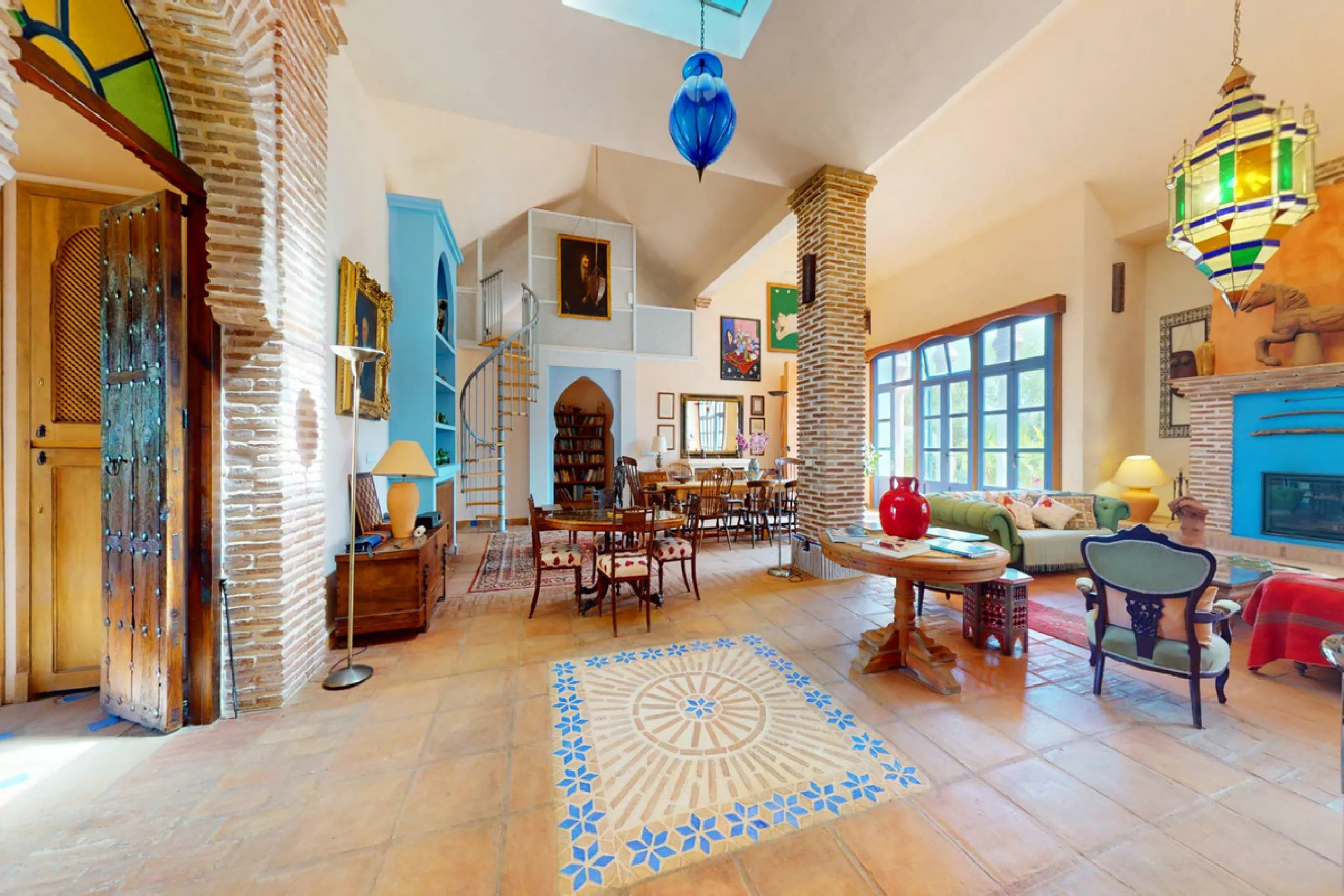 For sale Gaucin - luxury meets tradition in the heart of Southern Spain!   All 100% paperwork in order . Property has DAFO Nestled amidst the captivating landscapes near the picturesque white village of Gaucin, this exquisite Country Estate effortlessly c