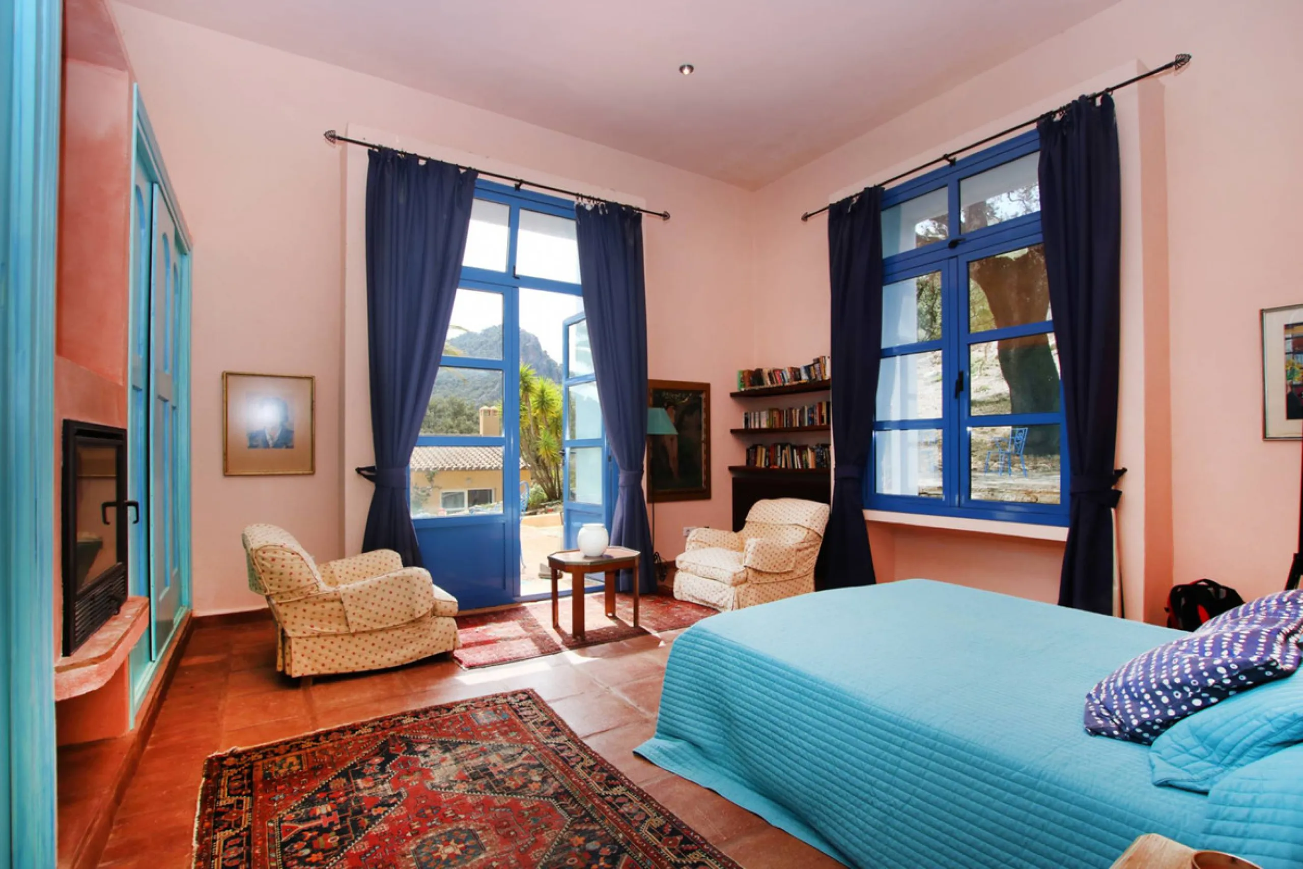 For sale Gaucin - luxury meets tradition in the heart of Southern Spain!   All 100% paperwork in order . Property has DAFO Nestled amidst the captivating landscapes near the picturesque white village of Gaucin, this exquisite Country Estate effortlessly c
