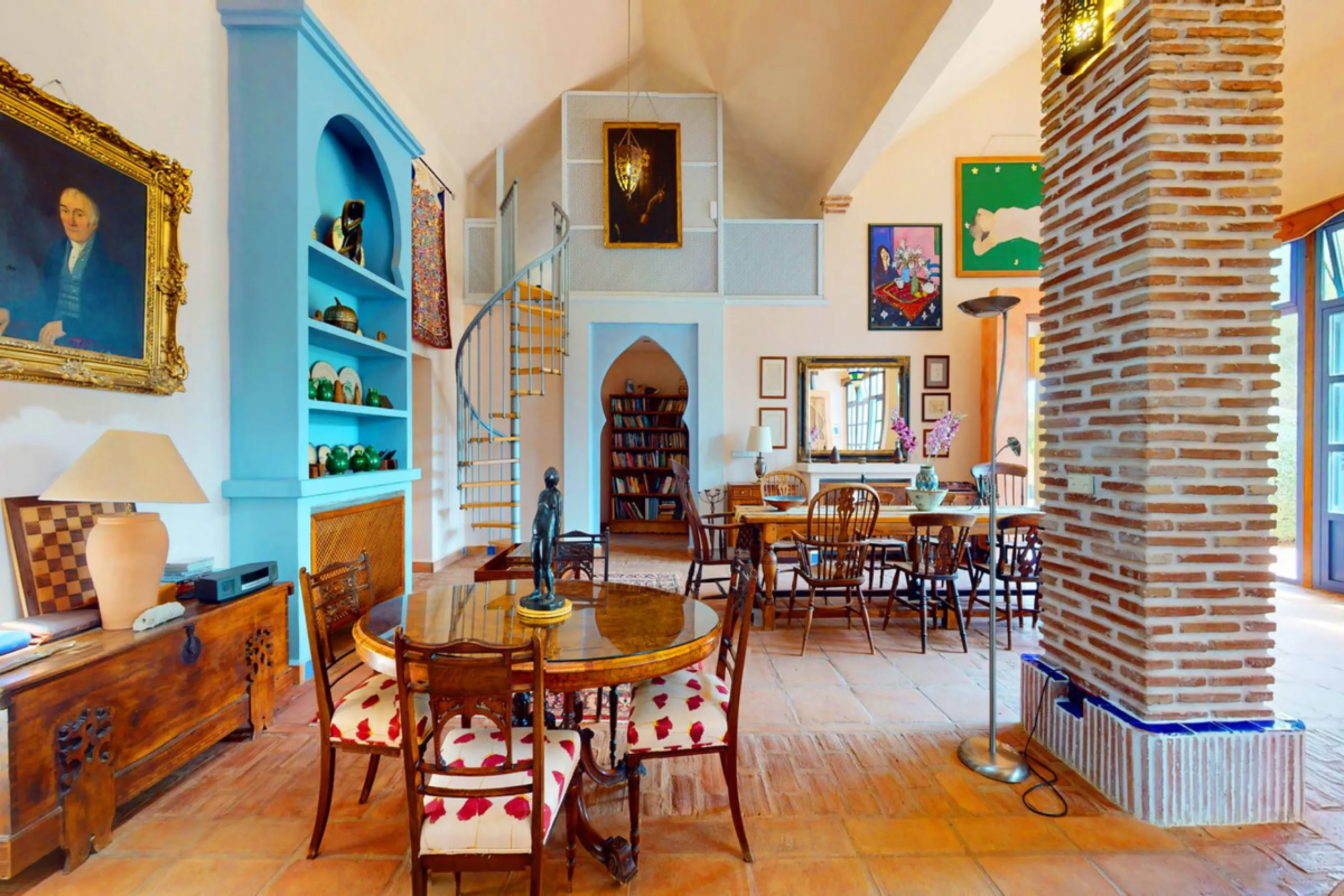 For sale Gaucin - luxury meets tradition in the heart of Southern Spain!   All 100% paperwork in order . Property has DAFO Nestled amidst the captivating landscapes near the picturesque white village of Gaucin, this exquisite Country Estate effortlessly c