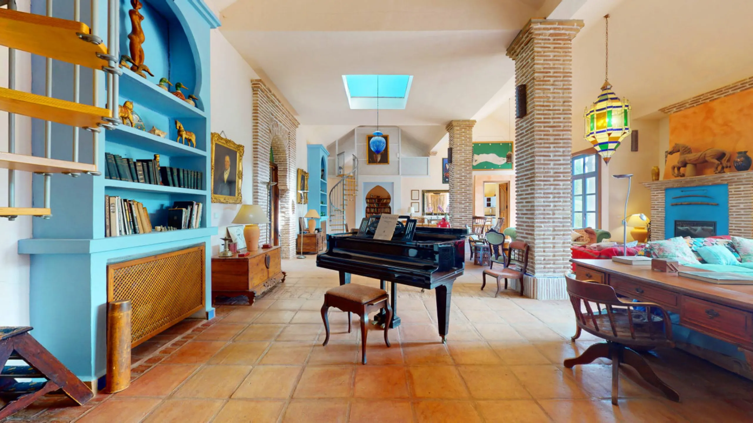For sale Gaucin - luxury meets tradition in the heart of Southern Spain!   All 100% paperwork in order . Property has DAFO Nestled amidst the captivating landscapes near the picturesque white village of Gaucin, this exquisite Country Estate effortlessly c