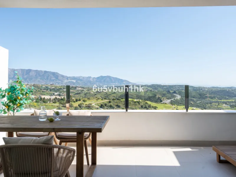 Nestled in the exclusive La Cala Nova Golf community, this brand-new, fully furnished two-bedroom, two-bathroom apartment offers breathtaking golf and mountain views. The spacious layout features a large open terrace and a sleek open kitchen, perfect for 