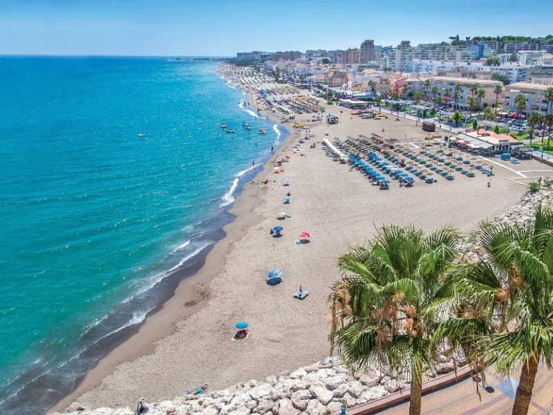Apartment - Middle Floor Apartment в продаже в Marbella, Málaga. В доме 3 спален и 2 ванных комнат. Площадь дома 140 м²