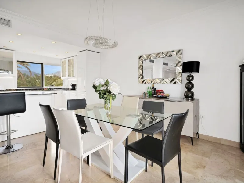 This luxurious penthouse, located on Marbella's prestigious Golden Mile in the Coral Beach complex, epitomizes beachfront living. The property features three spacious bedrooms and two elegant bathrooms, providing ample comfort and privacy. The highlight i