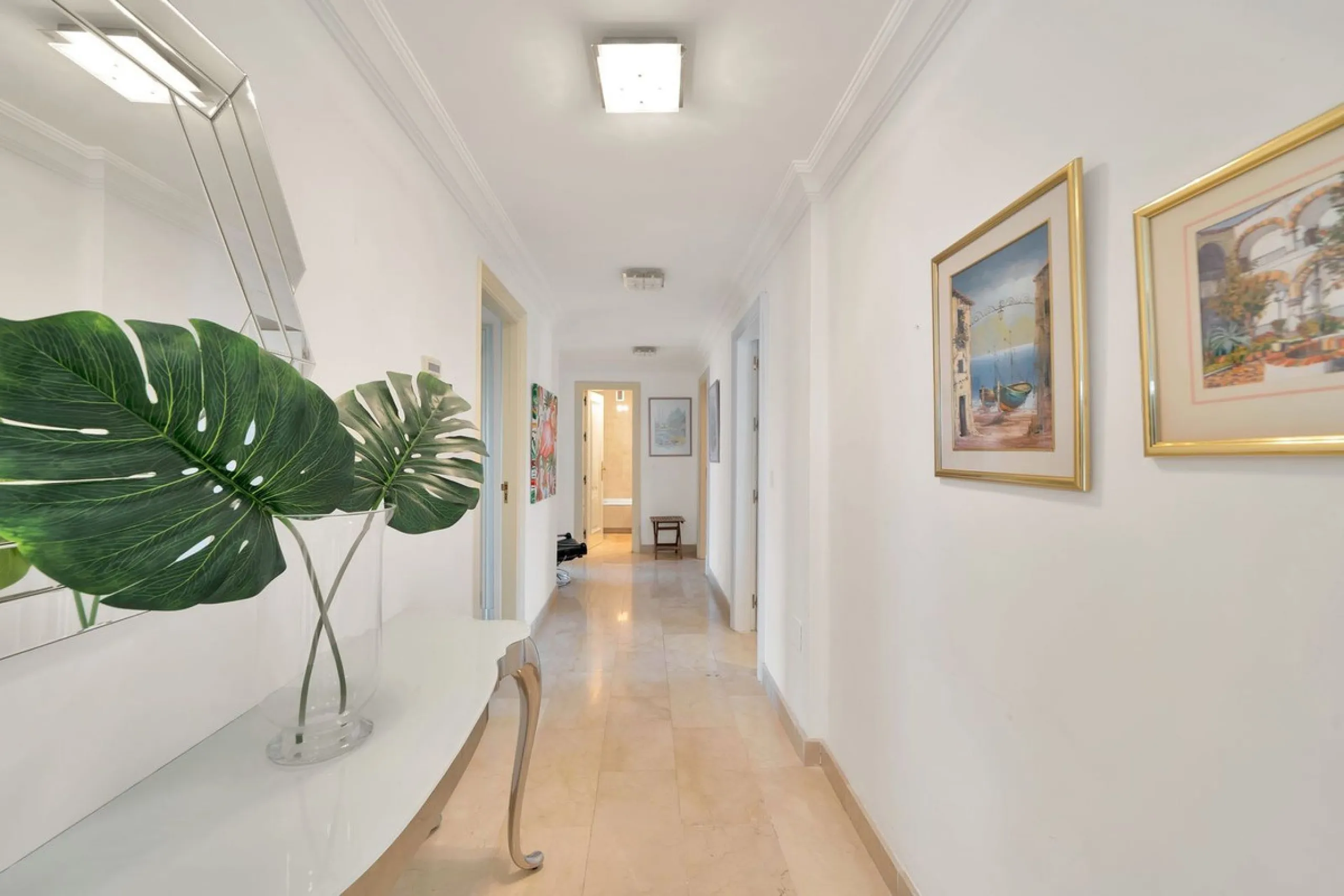 This luxurious penthouse, located on Marbella's prestigious Golden Mile in the Coral Beach complex, epitomizes beachfront living. The property features three spacious bedrooms and two elegant bathrooms, providing ample comfort and privacy. The highlight i