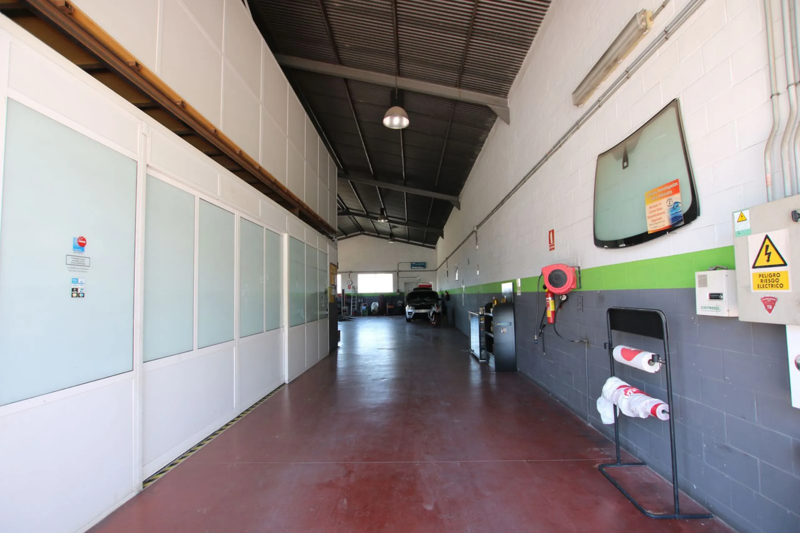 Commercial Warehouse with Residential Units in Alhaurín el Grande