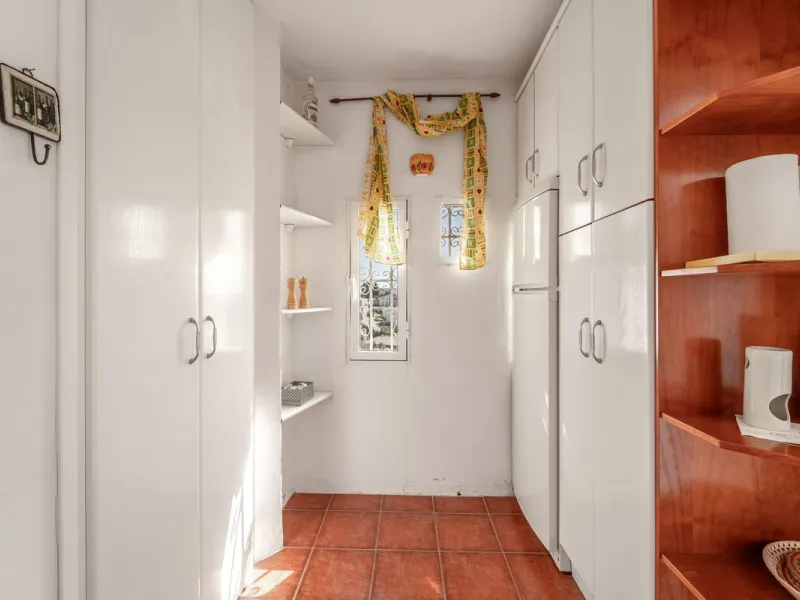 Stunning Penthouse in Calahonda with Unmatched Views