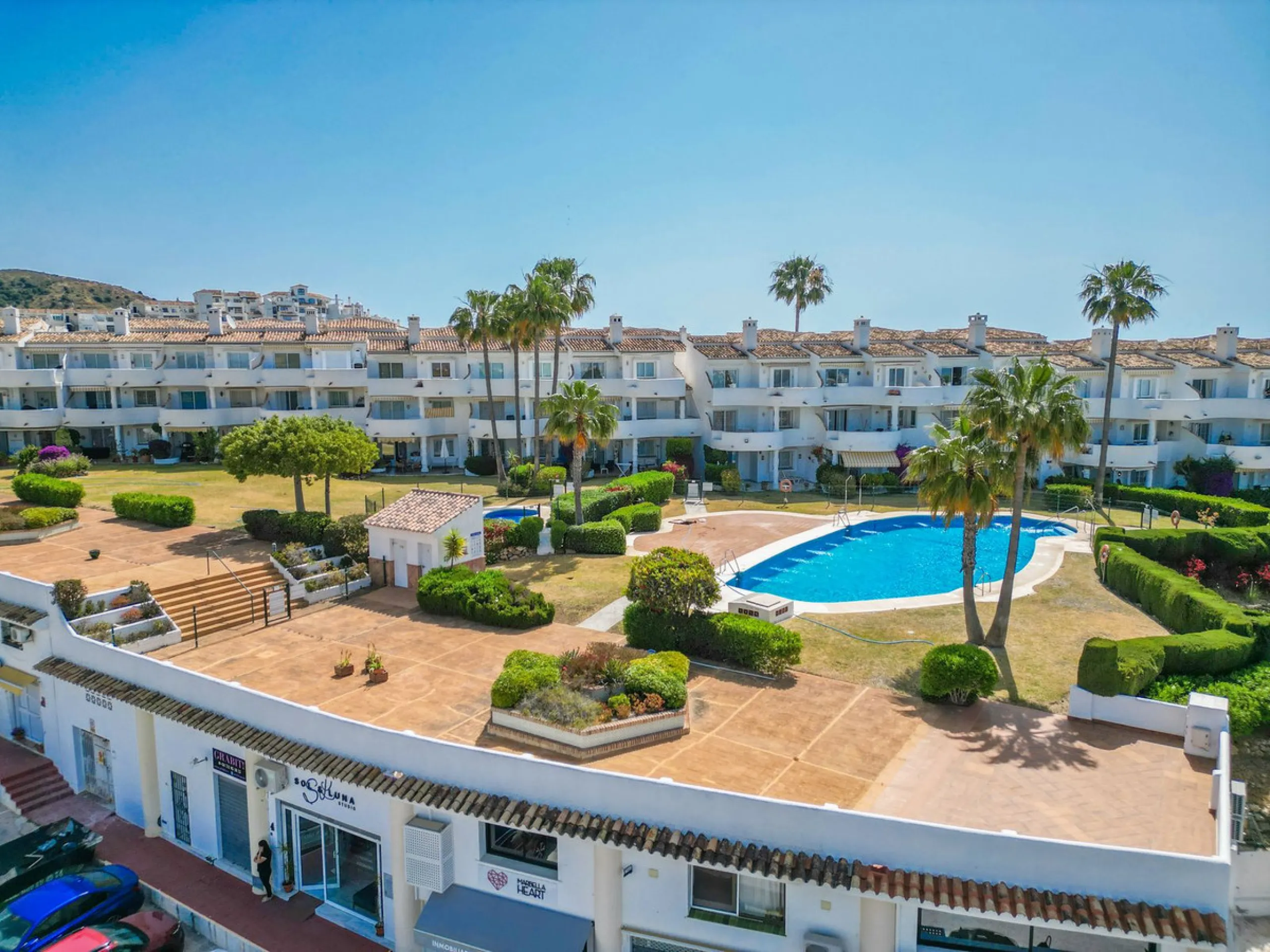 Stunning Penthouse in Calahonda with Unmatched Views