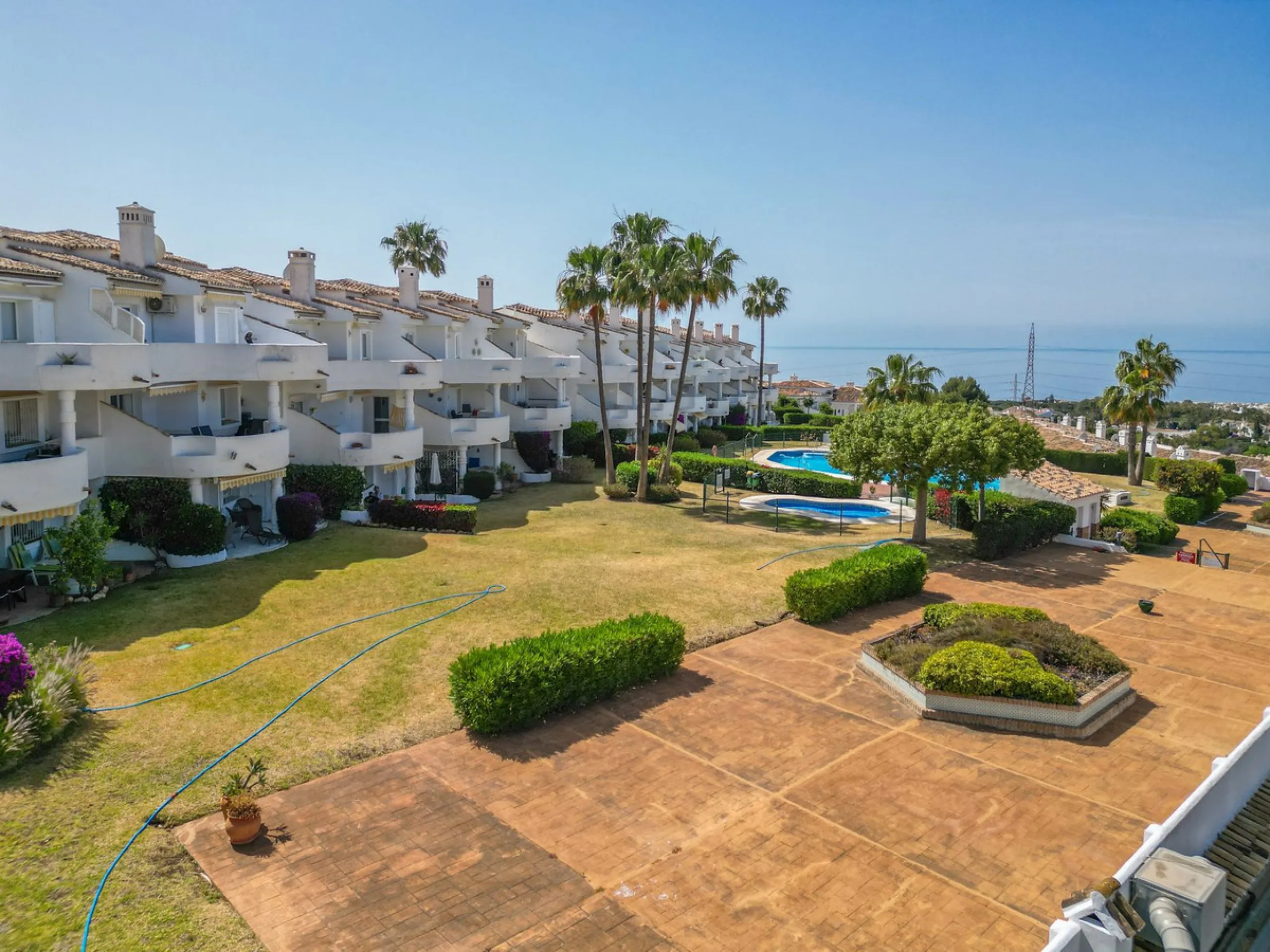 Stunning Penthouse in Calahonda with Unmatched Views