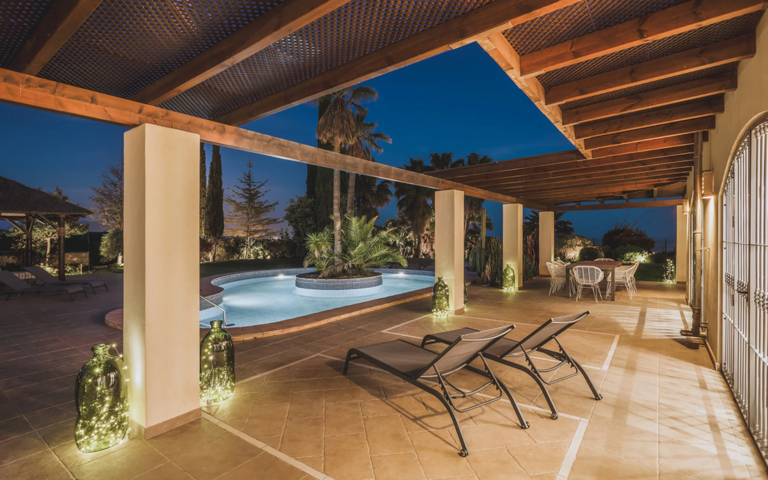 EXCEPTIONAL OPPORTUNITY – Luxurious Country Villa with Sea Views, 7 En-Suite Bedrooms, Gym, Sauna & Remarkable Sustainability Features Just Minutes from Estepona
