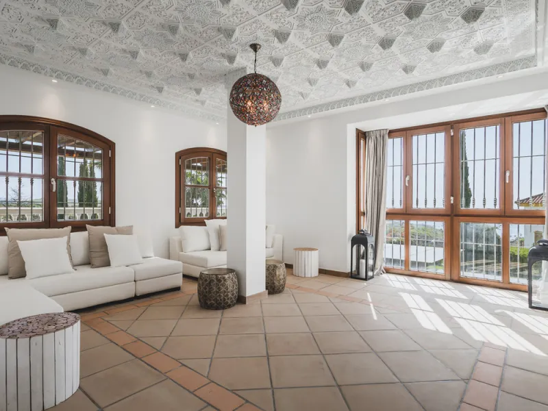 EXCEPTIONAL OPPORTUNITY – Luxurious Country Villa with Sea Views, 7 En-Suite Bedrooms, Gym, Sauna & Remarkable Sustainability Features Just Minutes from Estepona
