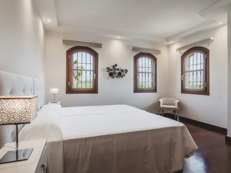 EXCEPTIONAL OPPORTUNITY – Luxurious Country Villa with Sea Views, 7 En-Suite Bedrooms, Gym, Sauna & Remarkable Sustainability Features Just Minutes from Estepona