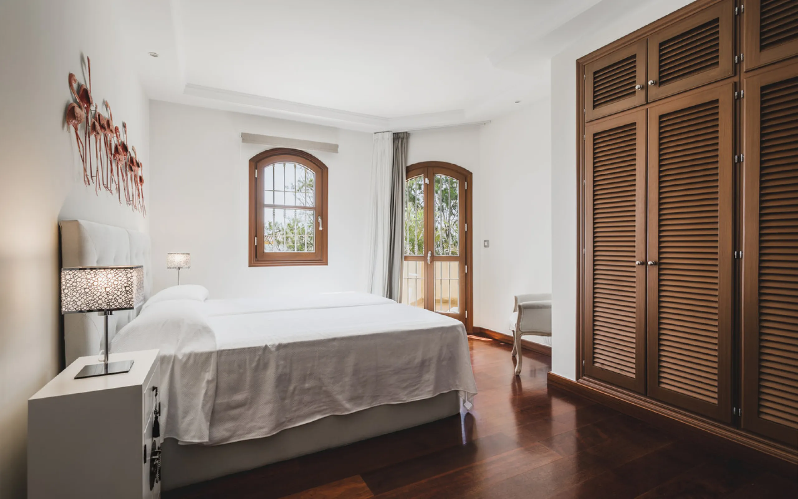 EXCEPTIONAL OPPORTUNITY – Luxurious Country Villa with Sea Views, 7 En-Suite Bedrooms, Gym, Sauna & Remarkable Sustainability Features Just Minutes from Estepona
