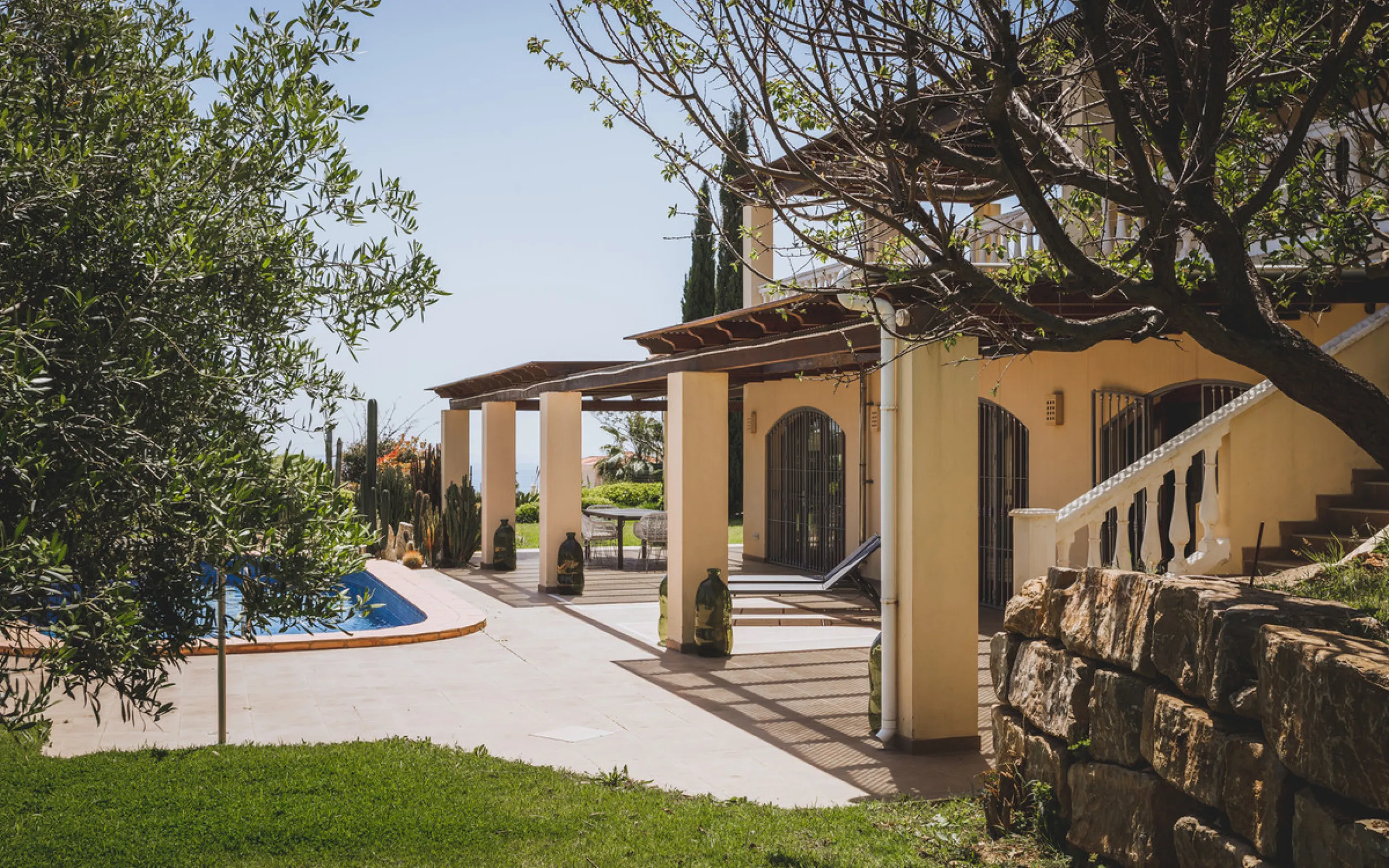 EXCEPTIONAL OPPORTUNITY – Luxurious Country Villa with Sea Views, 7 En-Suite Bedrooms, Gym, Sauna & Remarkable Sustainability Features Just Minutes from Estepona