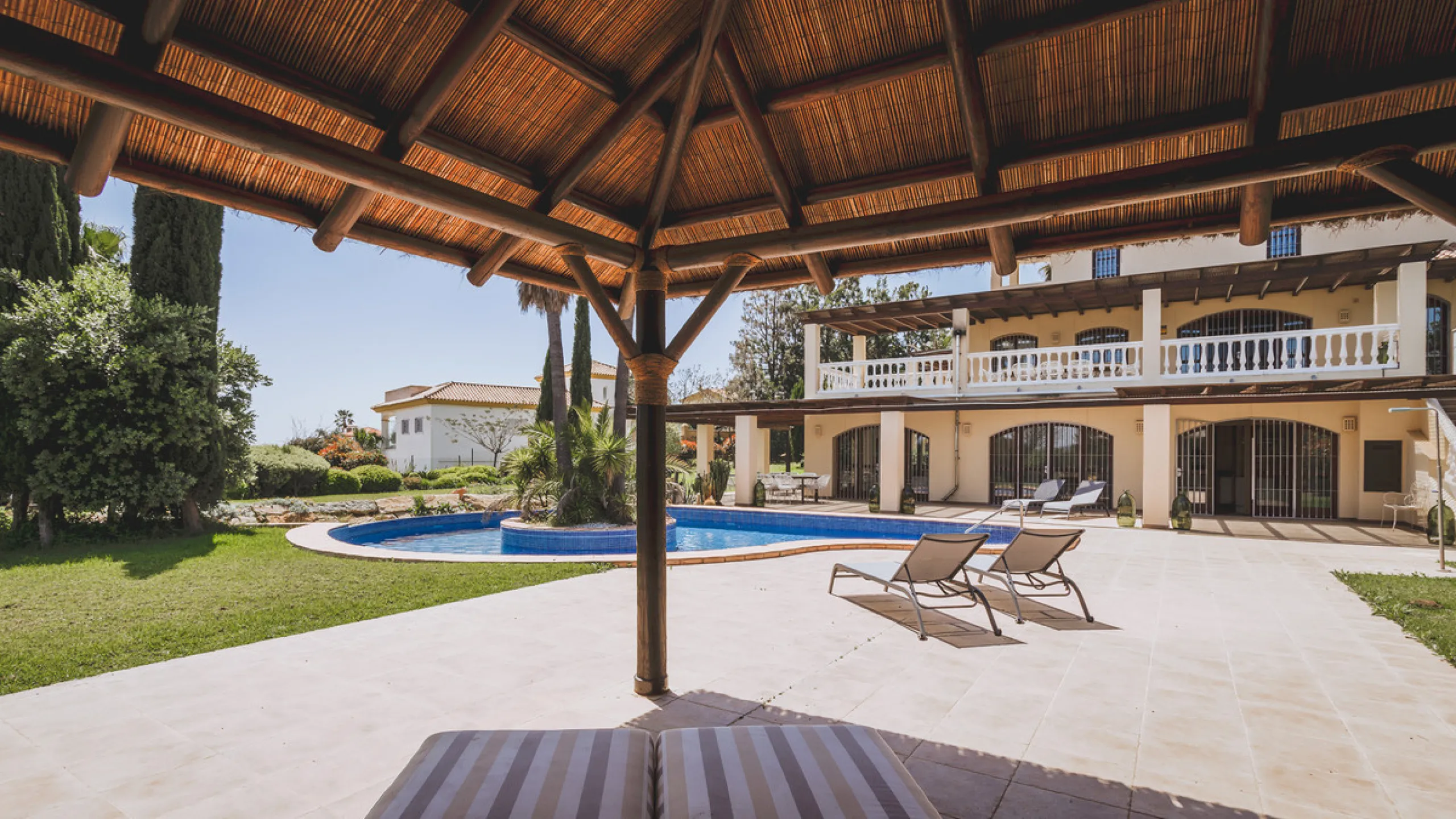 EXCEPTIONAL OPPORTUNITY – Luxurious Country Villa with Sea Views, 7 En-Suite Bedrooms, Gym, Sauna & Remarkable Sustainability Features Just Minutes from Estepona