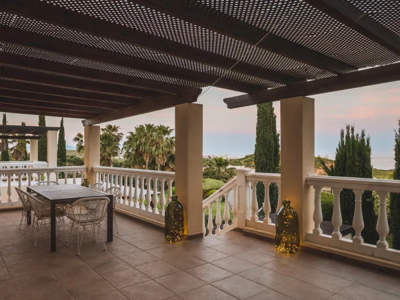 EXCEPTIONAL OPPORTUNITY – Luxurious Country Villa with Sea Views, 7 En-Suite Bedrooms, Gym, Sauna & Remarkable Sustainability Features Just Minutes from Estepona