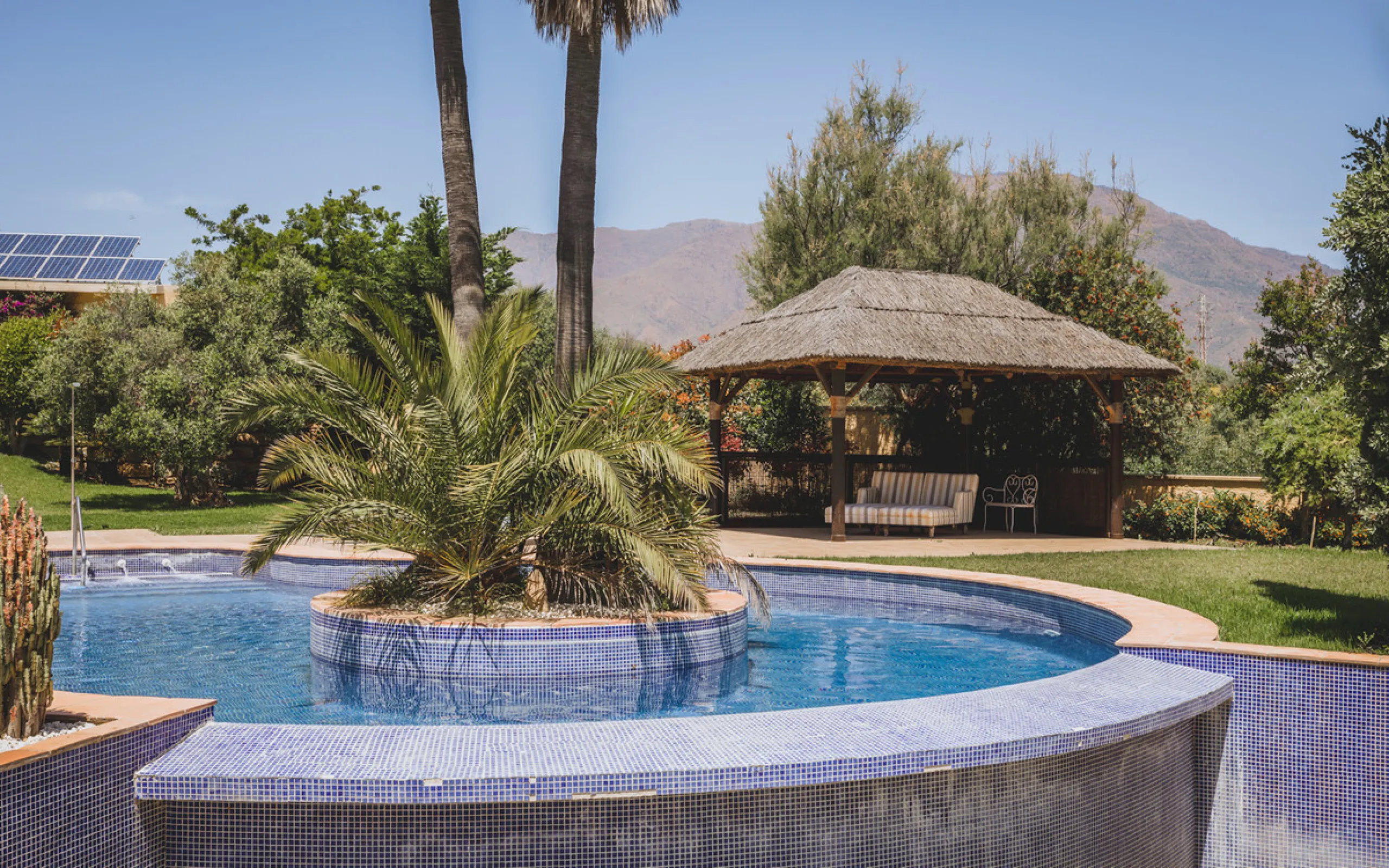 EXCEPTIONAL OPPORTUNITY – Luxurious Country Villa with Sea Views, 7 En-Suite Bedrooms, Gym, Sauna & Remarkable Sustainability Features Just Minutes from Estepona