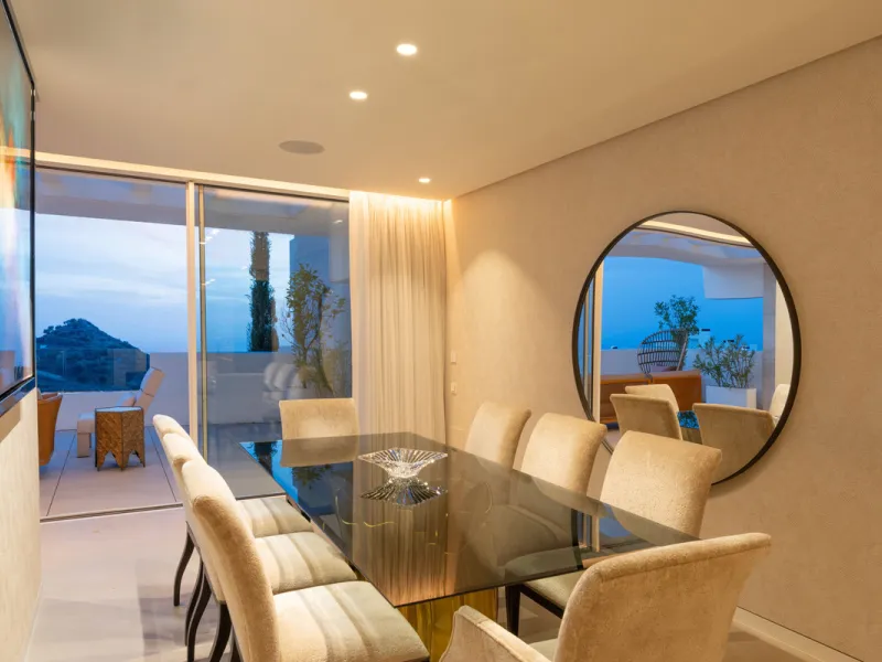 Apartment - Penthouse в продаже в Ojén, Málaga. В доме 3 спален и 3 ванных комнат. Площадь дома 275 м²
