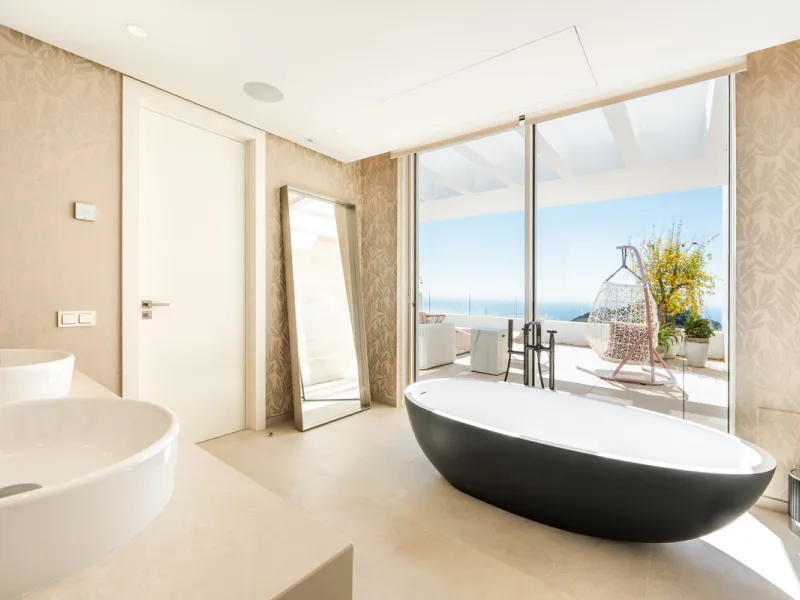 Apartment - Penthouse в продаже в Ojén, Málaga. В доме 3 спален и 3 ванных комнат. Площадь дома 275 м²