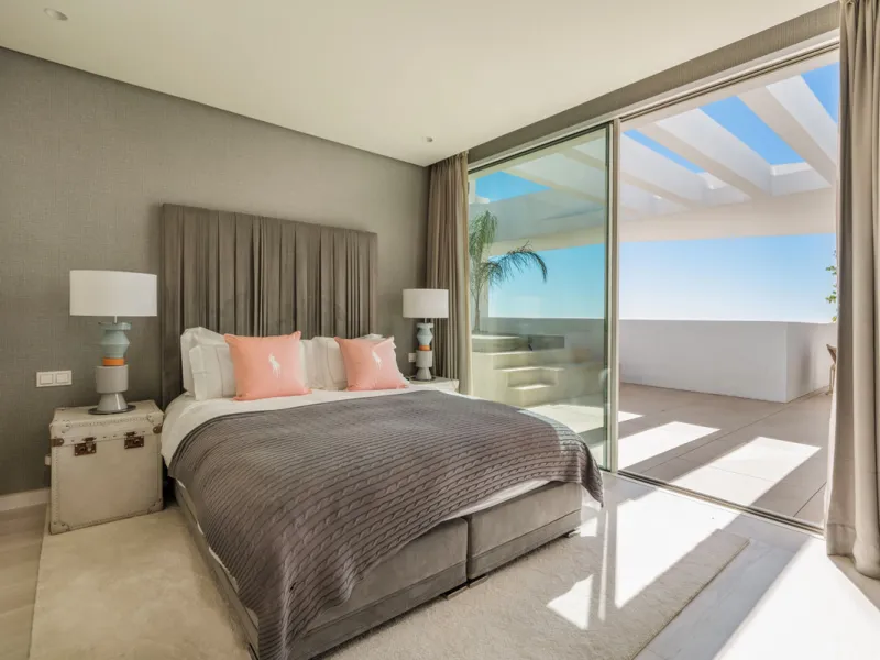 Apartment - Penthouse в продаже в Ojén, Málaga. В доме 3 спален и 3 ванных комнат. Площадь дома 275 м²