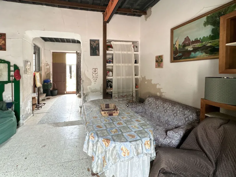 Immerse yourself in the magic of nature and history with this spectacular estate located in the Montes de Málaga Natural Park. Finca Lagar de Tolosa not only offers a unique living experience but also the opportunity to own a piece of Málaga's rich histor