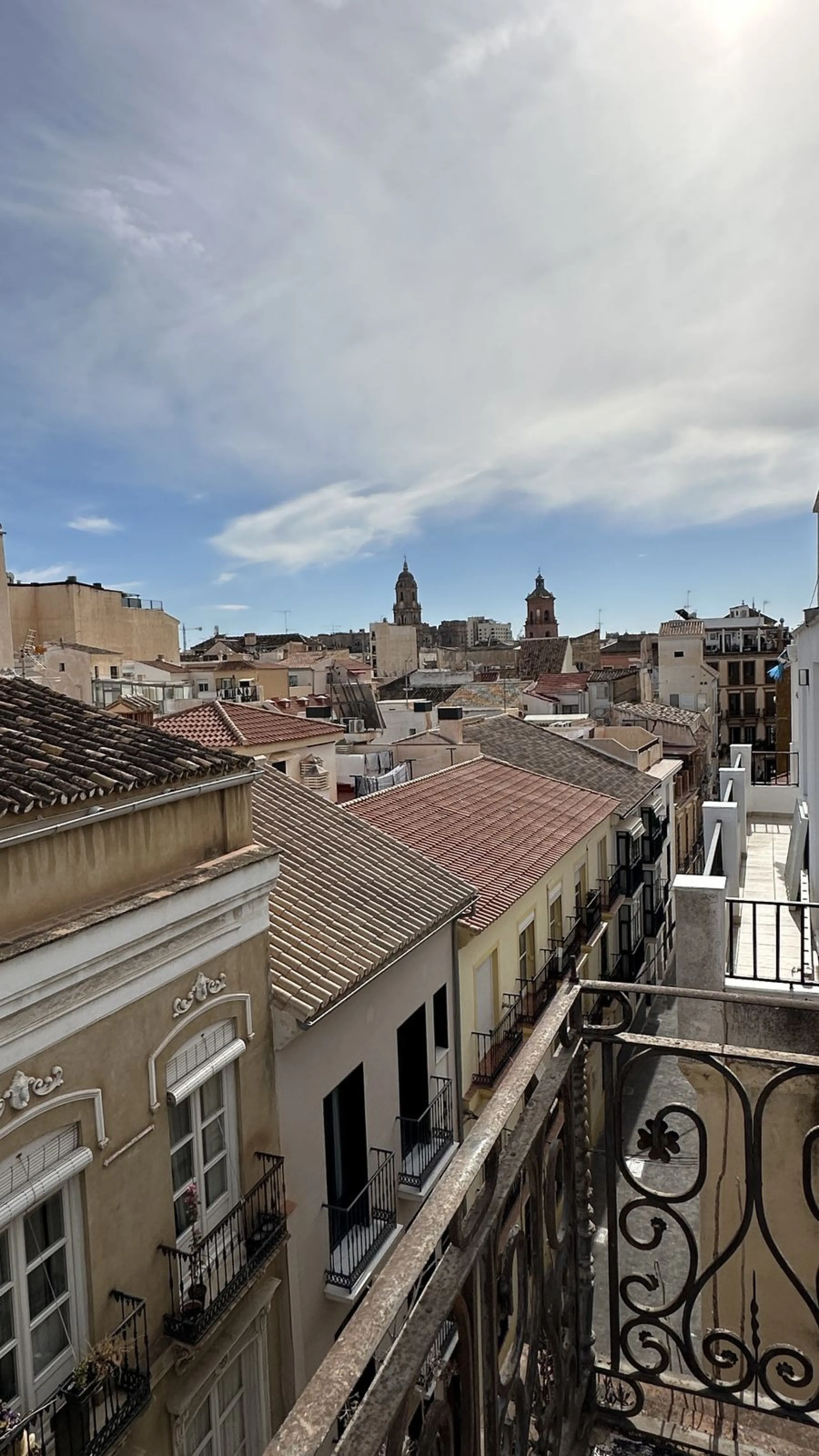 Building in the Malaga Centro Historico with hidden charm and beauty! Built with traditional regional architectural style and documented in the Malaga book of architecture.