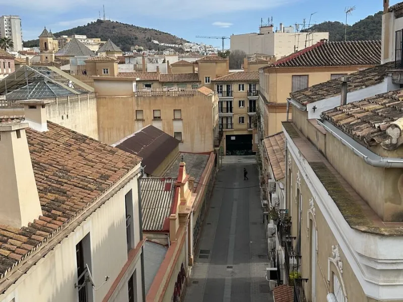 Building in the Malaga Centro Historico with hidden charm and beauty! Built with traditional regional architectural style and documented in the Malaga book of architecture.