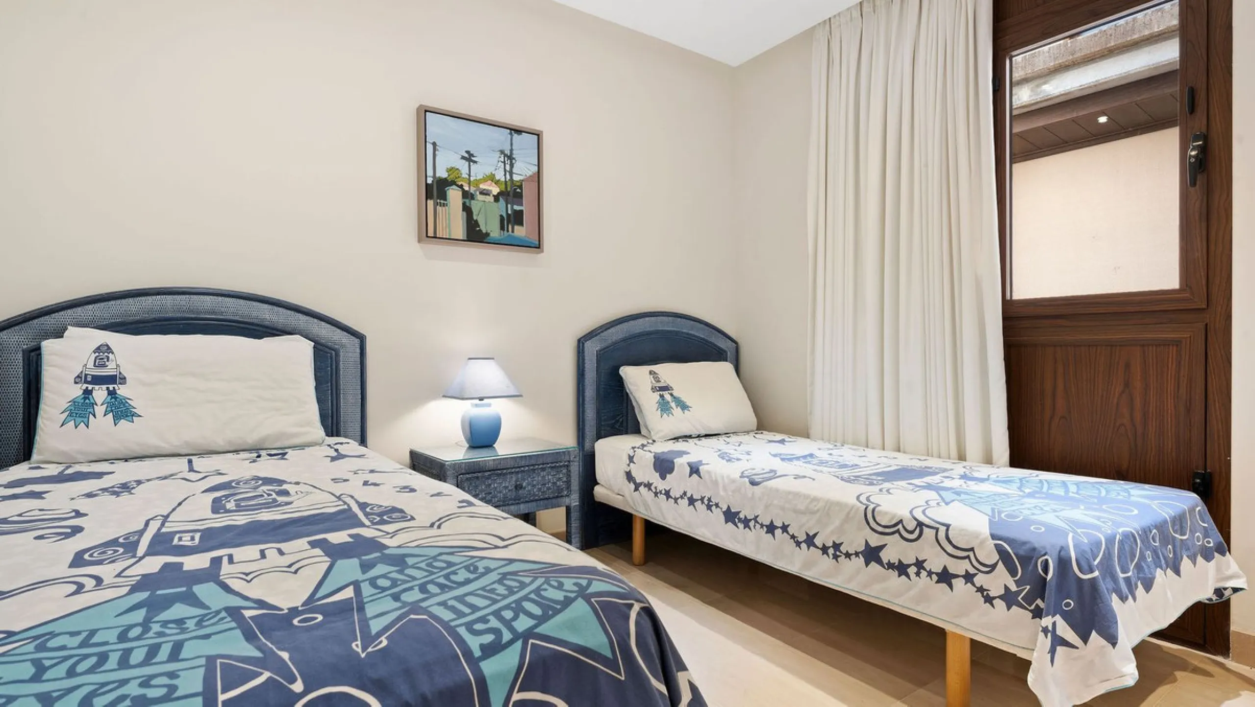 You can not fail to be taken a back by these 360 degree views, a unique Duplex Penthouse which is one of a kind with 6 bedroom suites and completely Frontline with 2 private pools (one heated).