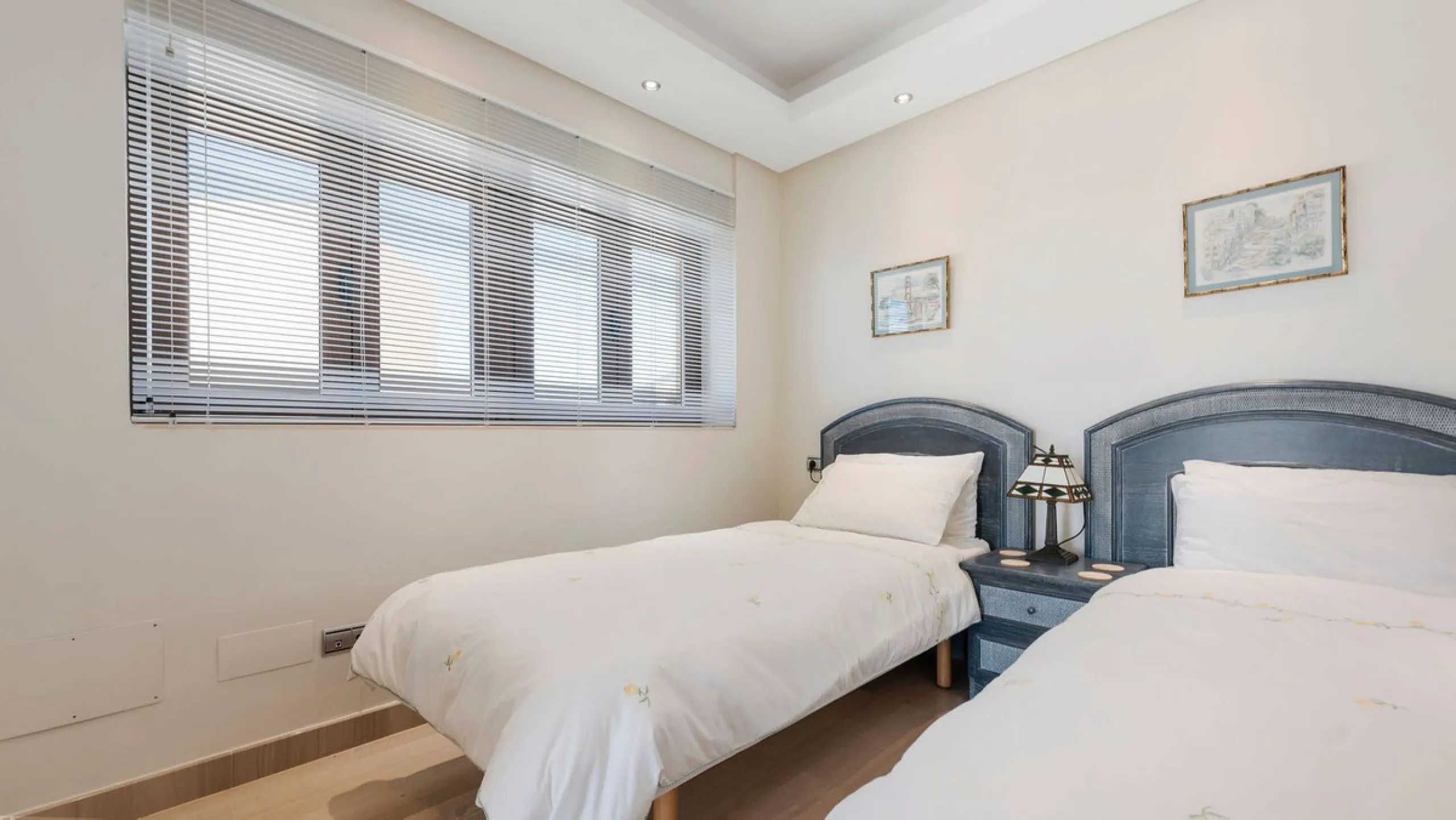 You can not fail to be taken a back by these 360 degree views, a unique Duplex Penthouse which is one of a kind with 6 bedroom suites and completely Frontline with 2 private pools (one heated).