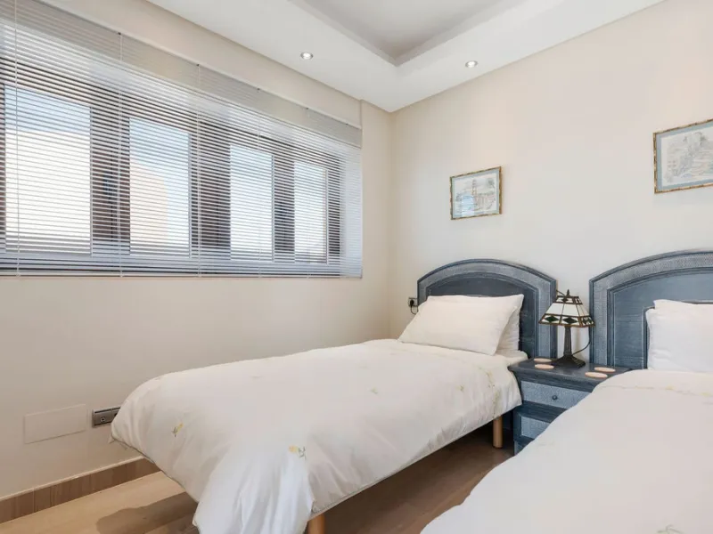 You can not fail to be taken a back by these 360 degree views, a unique Duplex Penthouse which is one of a kind with 6 bedroom suites and completely Frontline with 2 private pools (one heated).