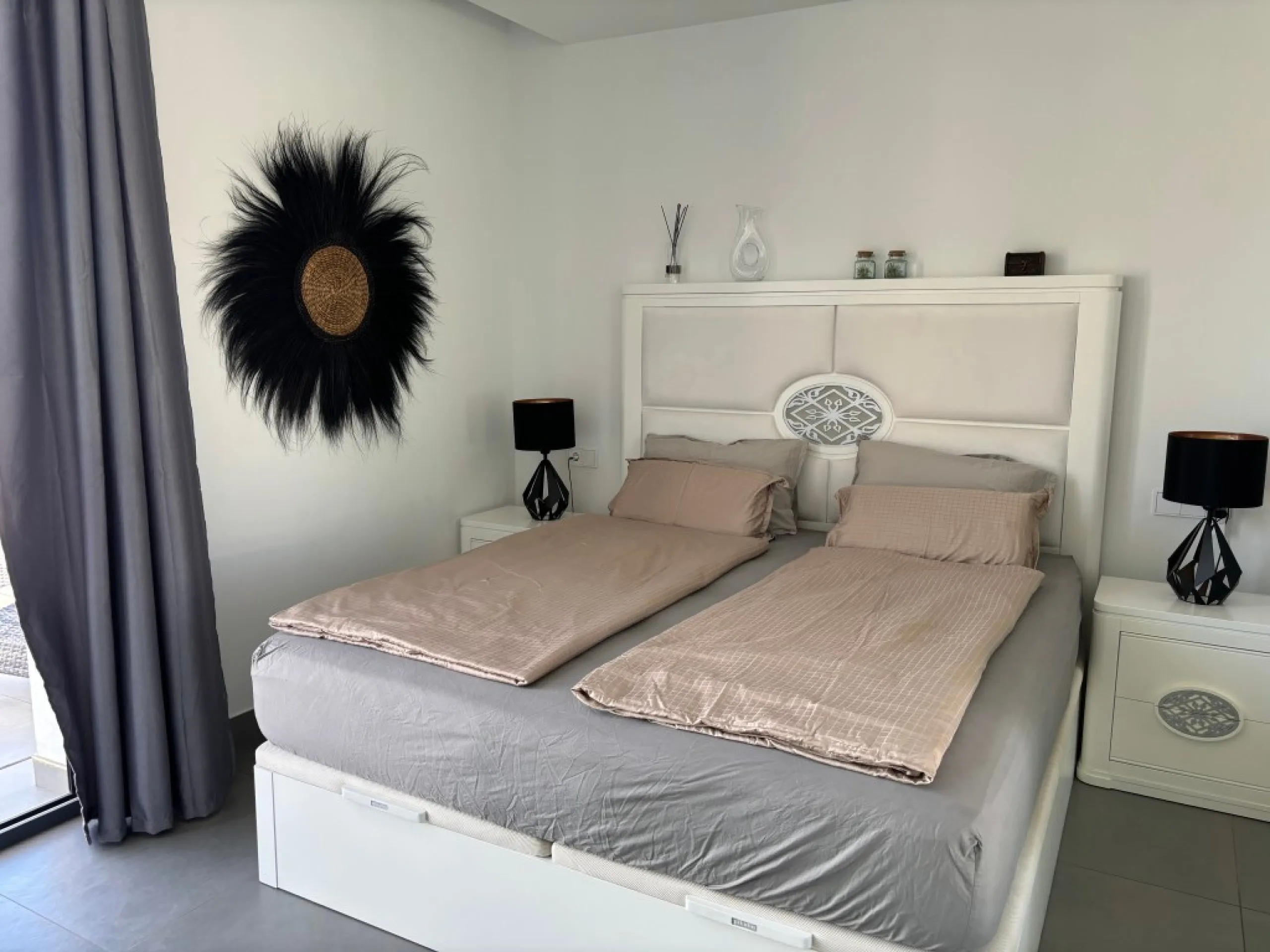 Apartment - Penthouse в продаже в Fuengirola, Málaga. В доме 2 спален и 2 ванных комнат. Площадь дома 133 м²