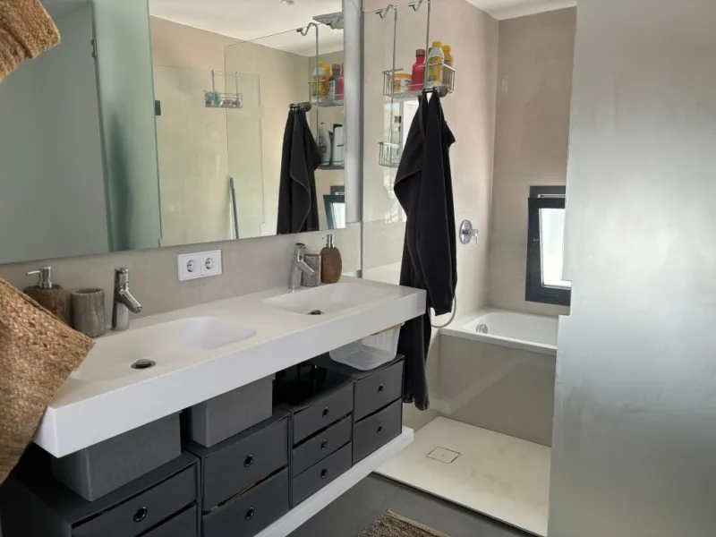 Apartment - Penthouse в продаже в Fuengirola, Málaga. В доме 2 спален и 2 ванных комнат. Площадь дома 133 м²