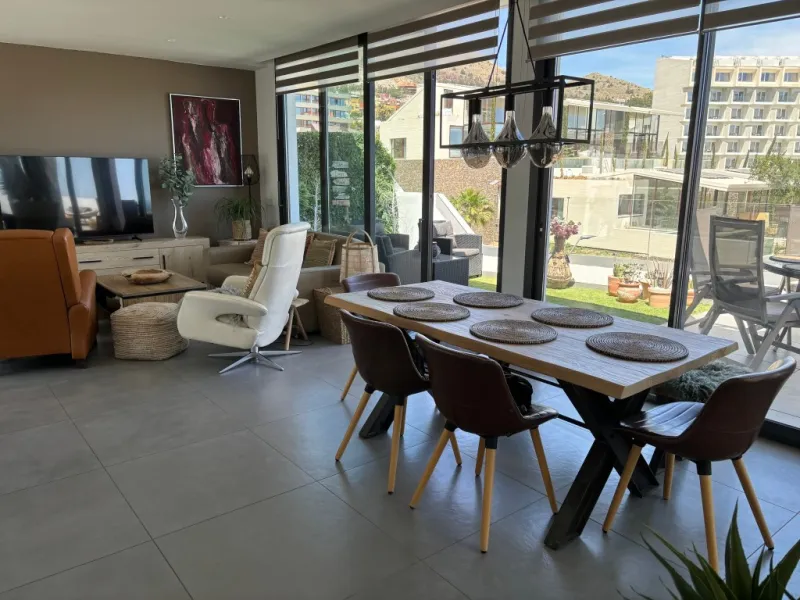 Apartment - Penthouse в продаже в Fuengirola, Málaga. В доме 2 спален и 2 ванных комнат. Площадь дома 133 м²
