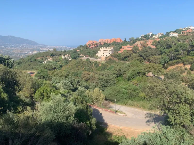 Plot - Residential Plot в продаже в Marbella, Málaga. Площадь участка 1626 м²