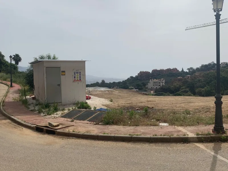 Plot - Residential Plot в продаже в Marbella, Málaga. Площадь участка 1626 м²