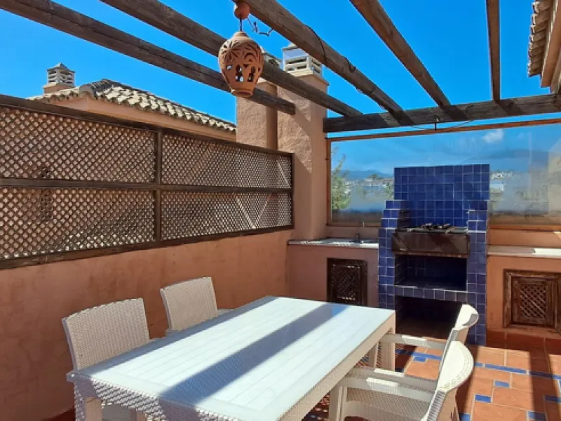 Apartment - Penthouse Duplex в продаже в Estepona, Málaga. В доме 3 спален и 3 ванных комнат. Площадь дома 193 м²