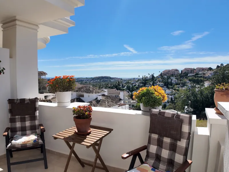 Apartment - Middle Floor Apartment в продаже в Marbella, Málaga. В доме 2 спален и 4 ванных комнат. Площадь дома 154 м²