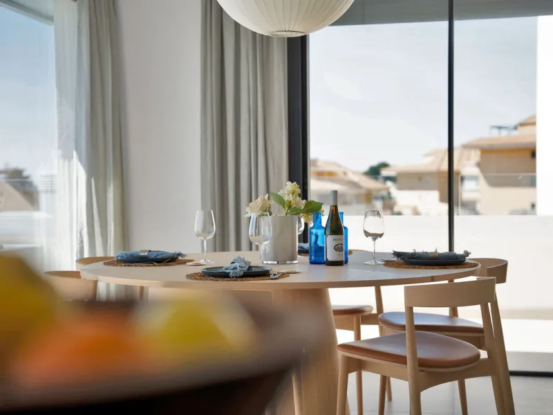 This southwest-facing corner penthouse in Carvajal combines modern upgrades with panoramic Mediterranean views, offering an exclusive lifestyle on the Costa del Sol.