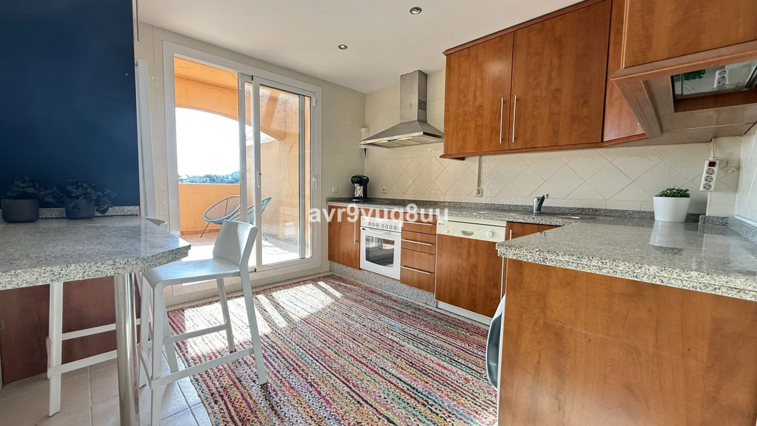 Apartment - Penthouse Duplex в продаже в Marbella, Málaga. В доме 2 спален и 2 ванных комнат. Площадь дома 121 м²