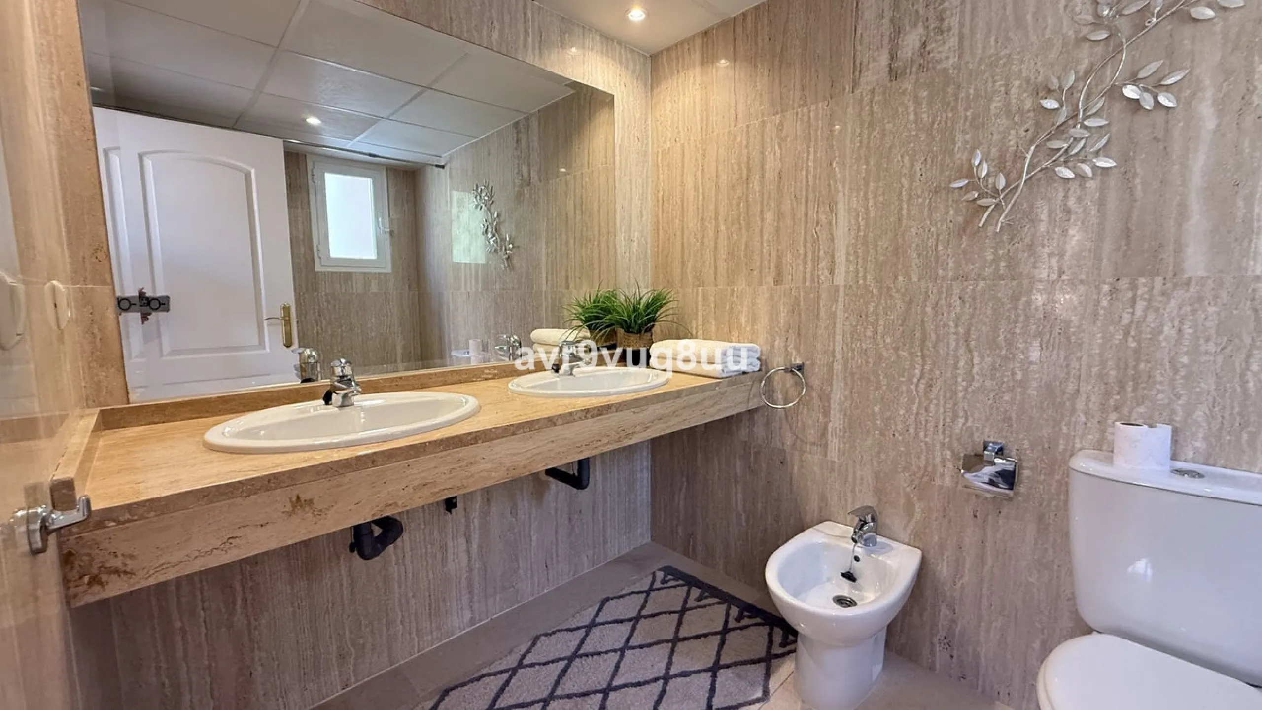 Apartment - Penthouse Duplex в продаже в Marbella, Málaga. В доме 2 спален и 2 ванных комнат. Площадь дома 121 м²